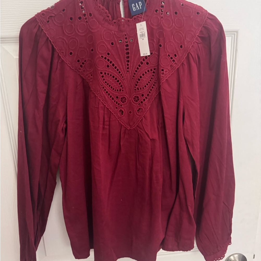 Elegant Burgundy Lace Yoke Blouse - Picture 3 of 4